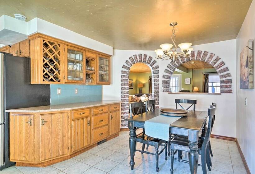 Lake Chautauqua Home < 1/2 Mile To Town & Water