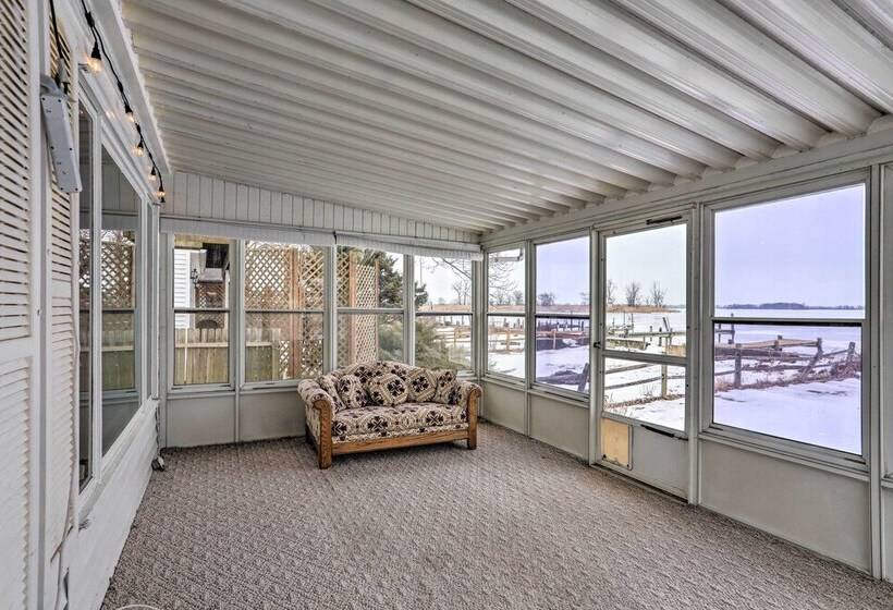 Lake Erie Waterfront Home W/ Sunroom & Yard!