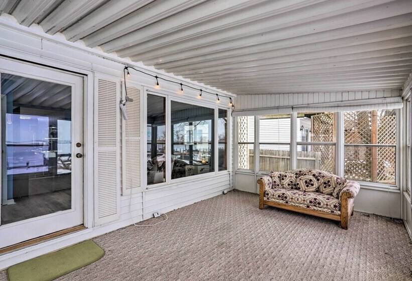 Lake Erie Waterfront Home W/ Sunroom & Yard!