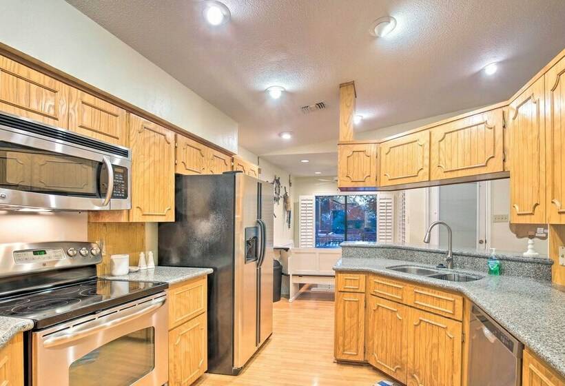 Lake Placid Paradise W/ Dock, Grill & Kayaks!