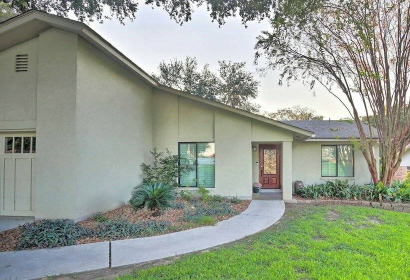 Lake Placid Paradise W/ Dock, Grill & Kayaks!