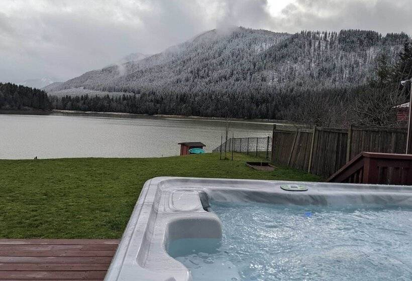 Lakefront Cabin W/ Stunning Mountain Views & Dock!