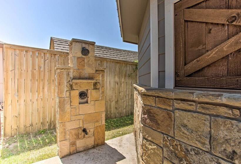 Lakefront Retreat W/ Dock, Bar Hut & Fireplace!