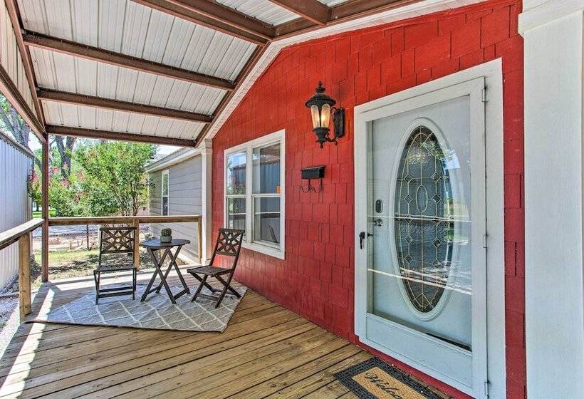 Lakefront Retreat W/ Dock, Bar Hut & Fireplace!