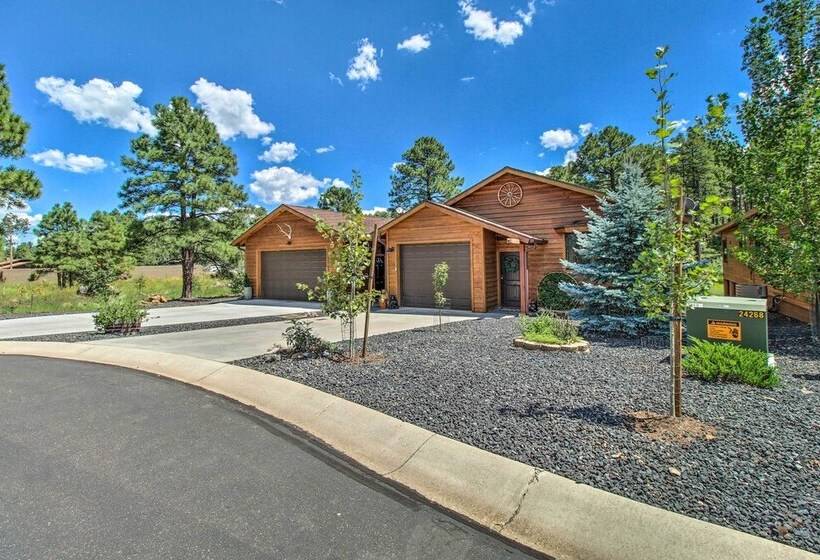 Game Room + Private Dock: Lakeside Cabin!