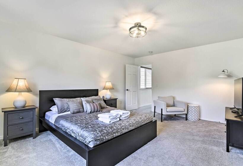 Lovely Vancouver Home < 18 Mi To Portland!