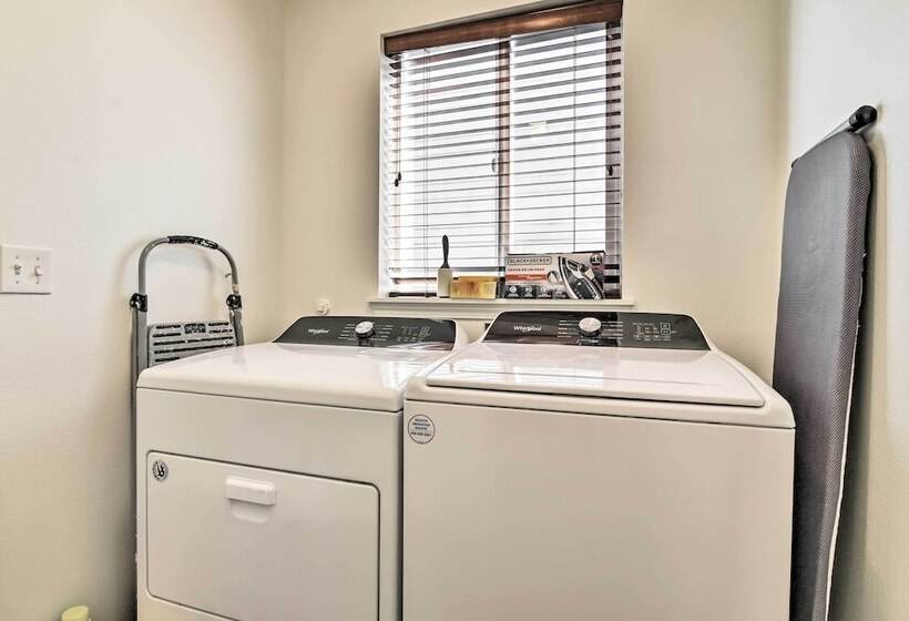 Lovely Vancouver Home < 18 Mi To Portland!