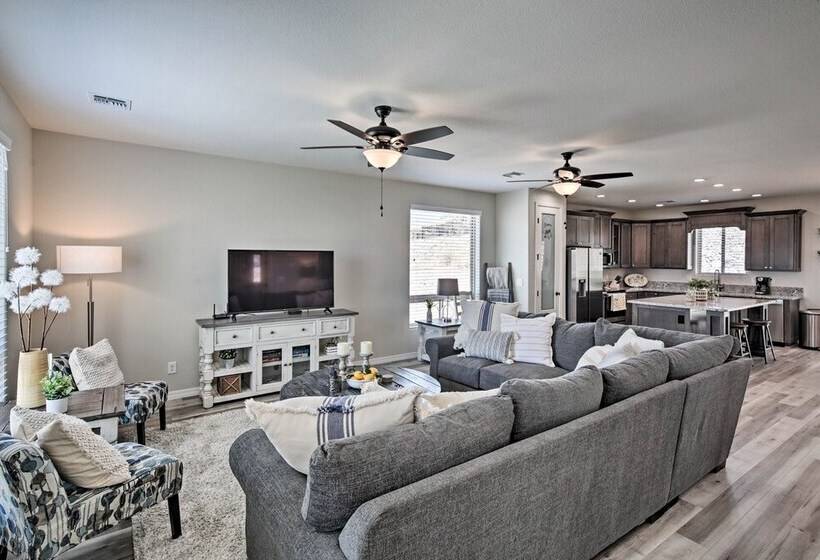 Luxe Home W/ Ohv Access, 5 Mi To Lake Mohave!