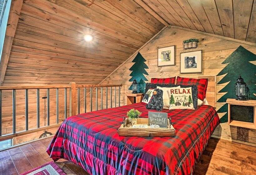 Luxe Broken Bow Cabin W/ Tesla Charging Station