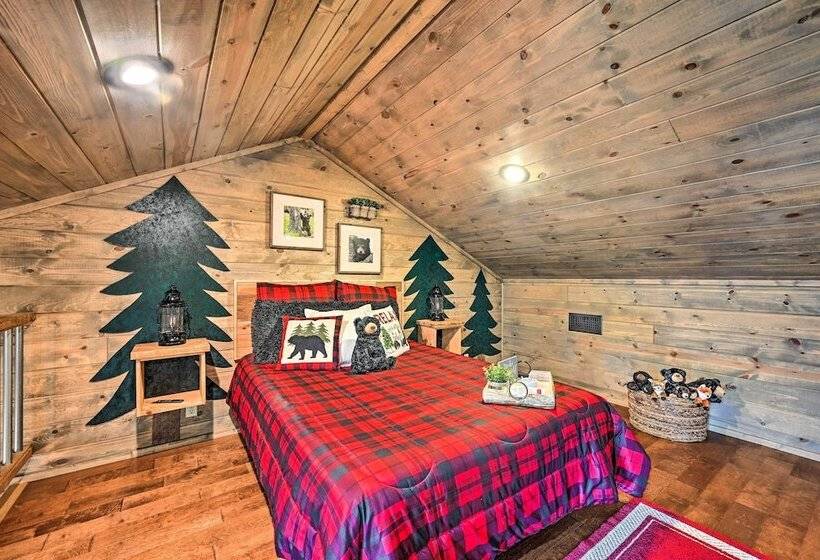 Luxe Broken Bow Cabin W/ Tesla Charging Station