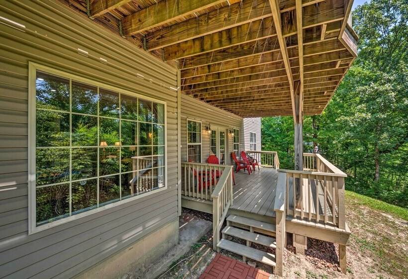Luxe Lake Cumberland Retreat W/ Decks On 1 Acre!