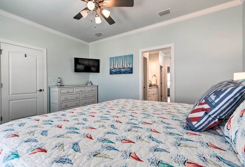 Luxe Stilted Home W/ Kayaks: Walk To Beach