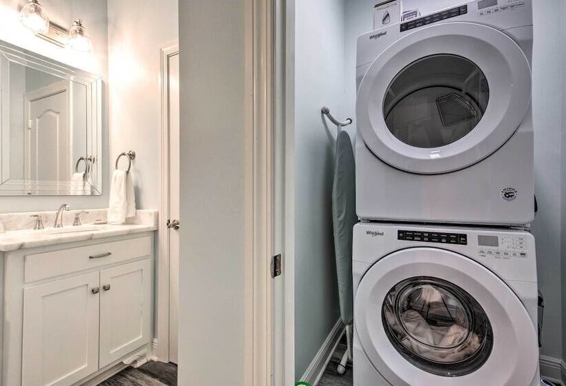 Luxe Stilted Home W/ Kayaks: Walk To Beach