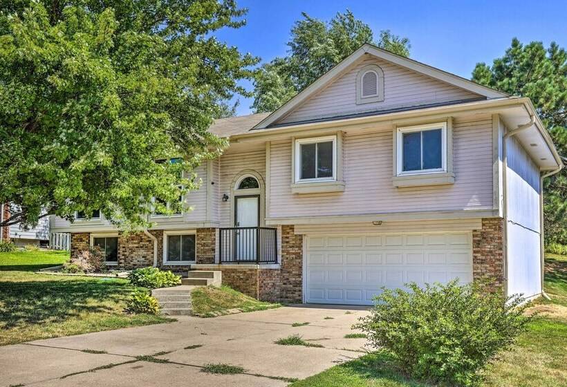 Modern Boho Gem: Yard + 10 Mi To Baxter Arena