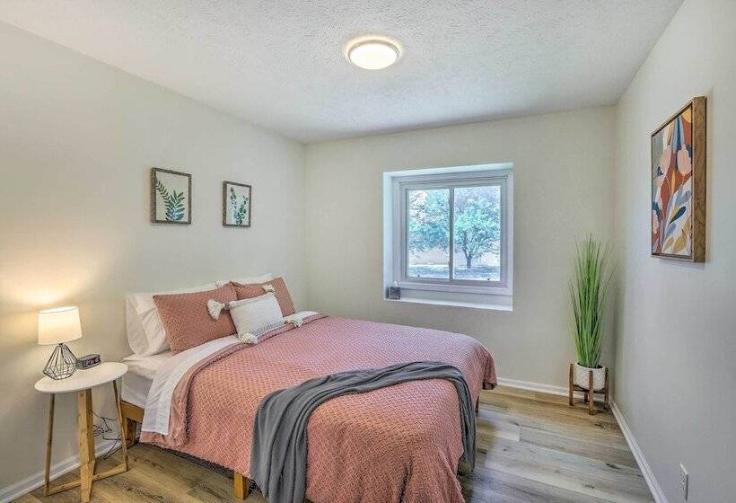 Modern Boho Gem: Yard + 10 Mi To Baxter Arena