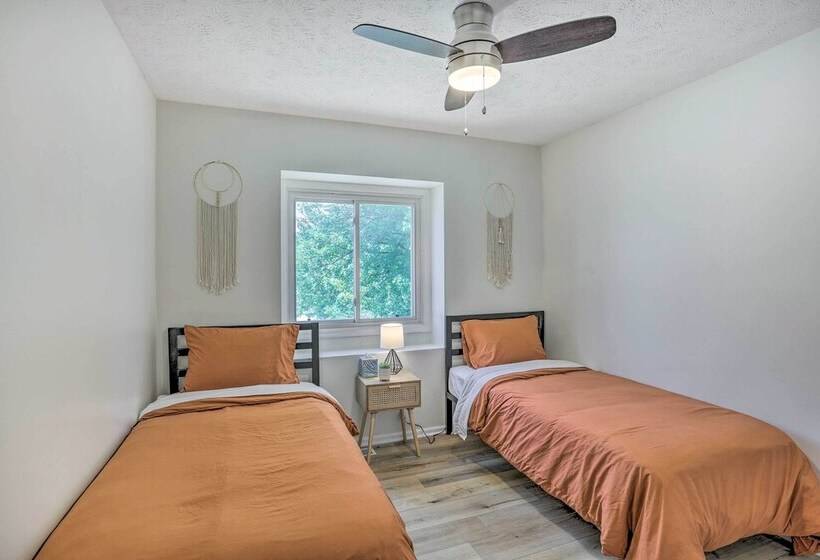 Modern Boho Gem: Yard + 10 Mi To Baxter Arena