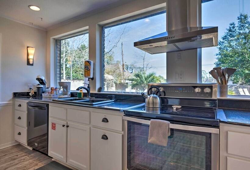 Modern Coastal Bungalow W/ Yard ~ Walk To Beach!