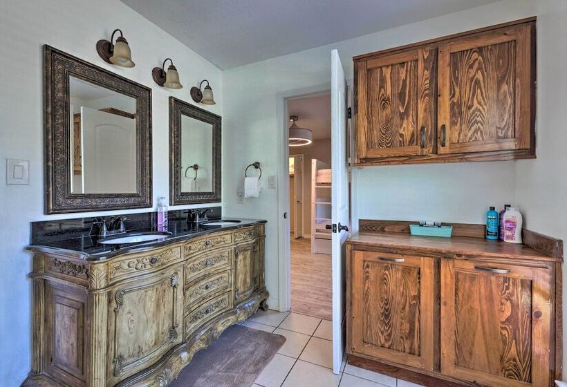 Modern Coastal Bungalow W/ Yard ~ Walk To Beach!