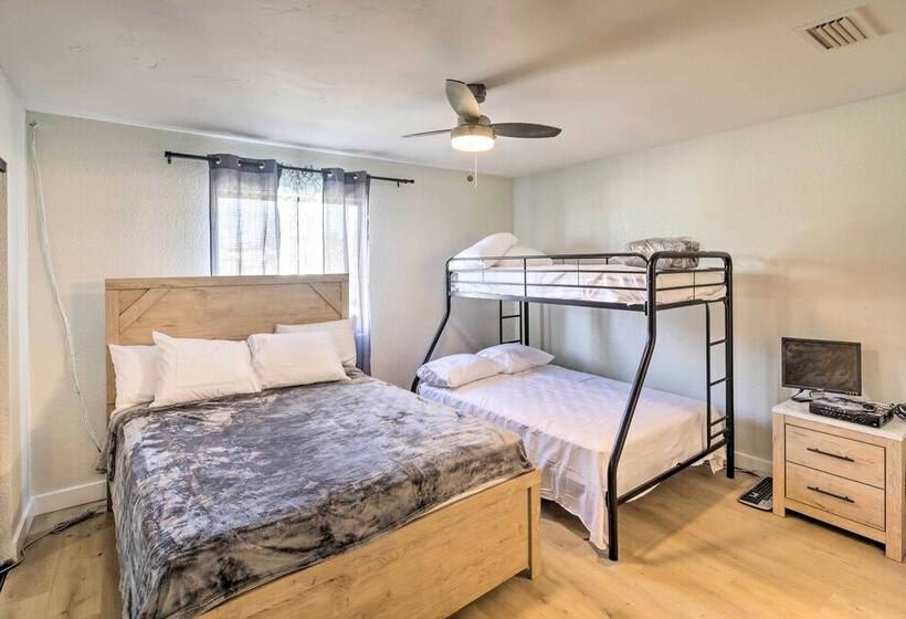 Modern Lake Havasu Retreat: Lake & Mountain Views!