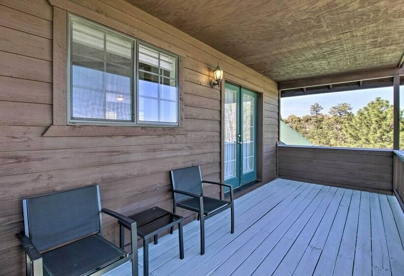 Modern Show Low Retreat W/ Deck & Mtn Views!
