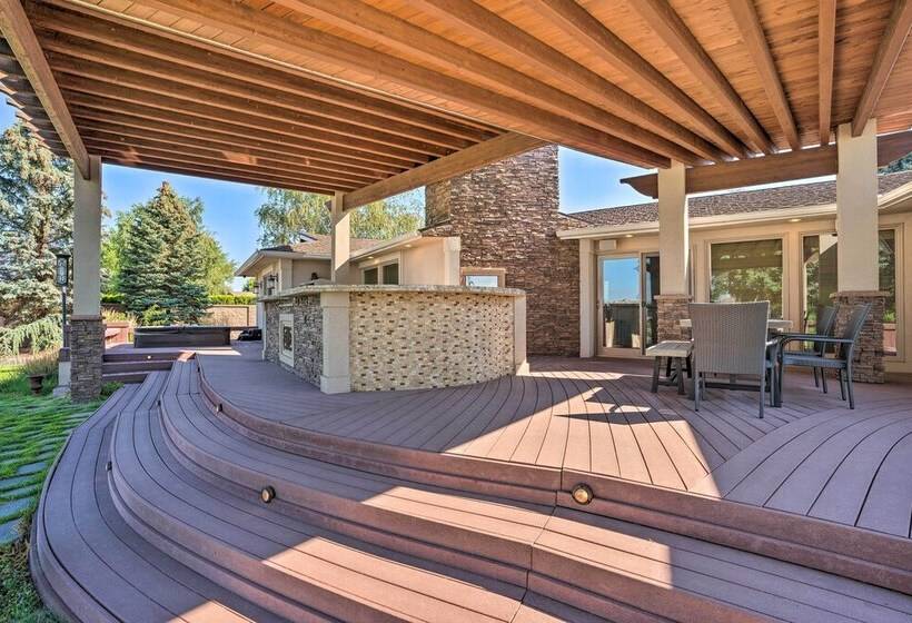 Moses Lake Retreat W/ Salt Water Hot Tub!