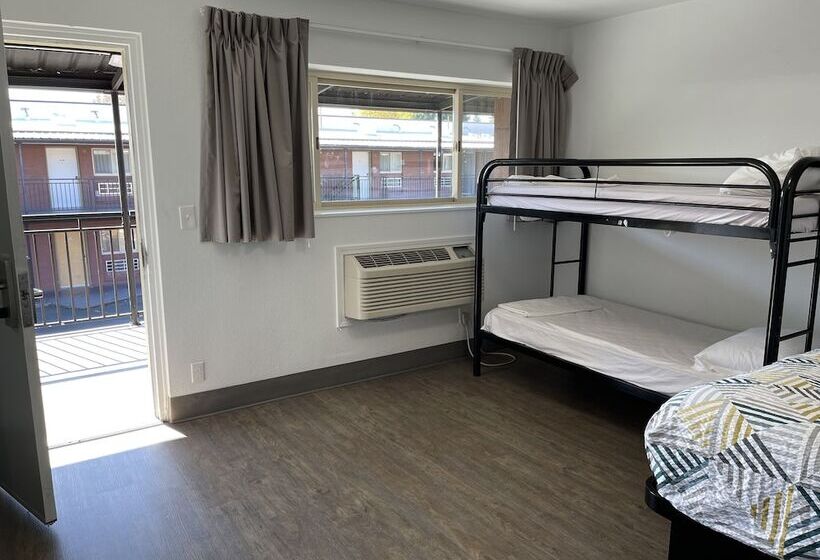 モーテル Banfield Studios