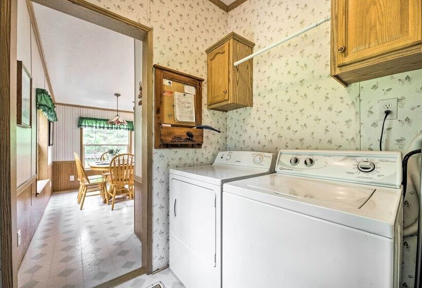 Mountain Escape: Home W/ Deck, Fire Pit, Yard