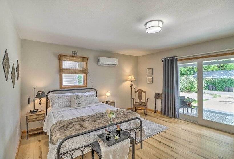 Mountain View Home Steps To Amphitheater Park