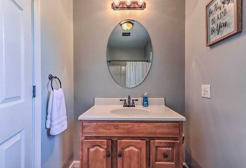 Norris Lake Hideout Near Indian River Marina!