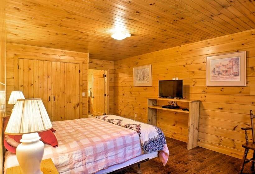 14 Mi To Little River Canyon: Scenic Alabama Cabin