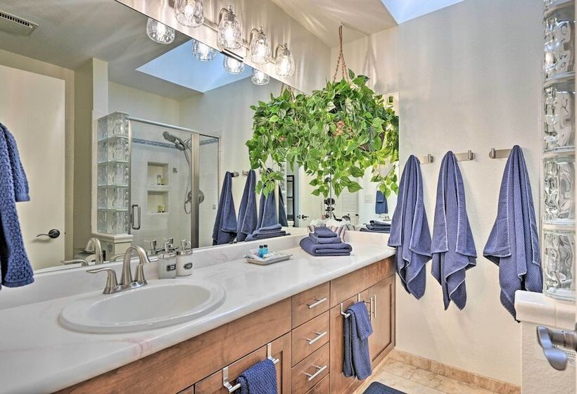 Home Near Amitabha Stupa & Peace Park In Sedona!