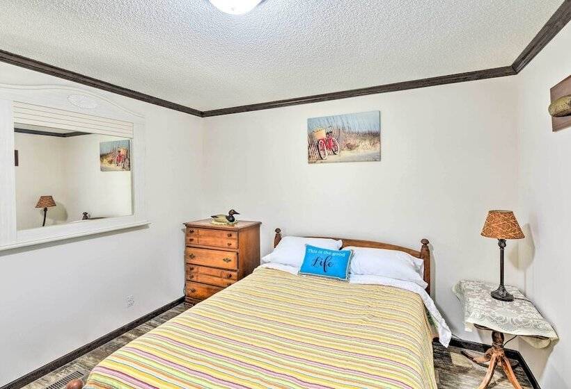 Pelican Place  Coastal Cottage Walk To Back Sound