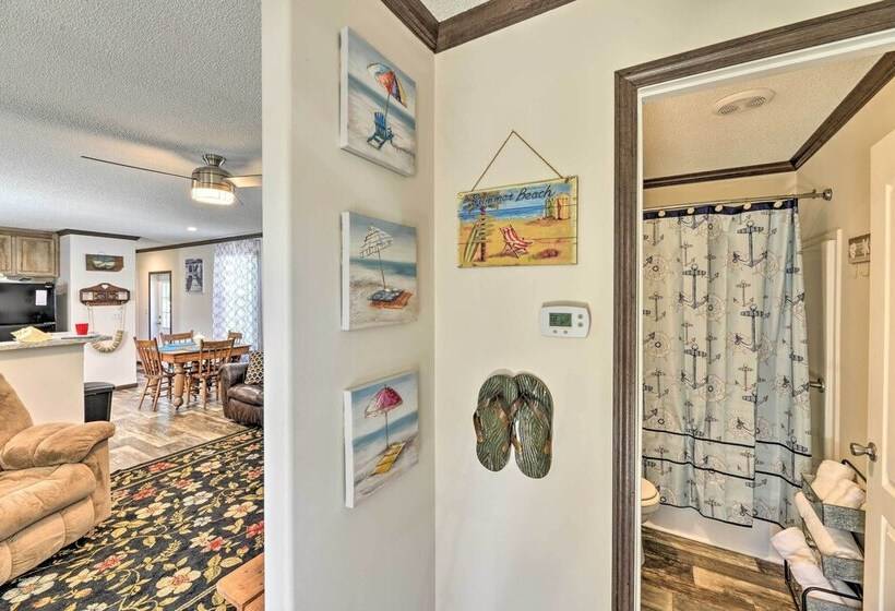 Pelican Place  Coastal Cottage Walk To Back Sound