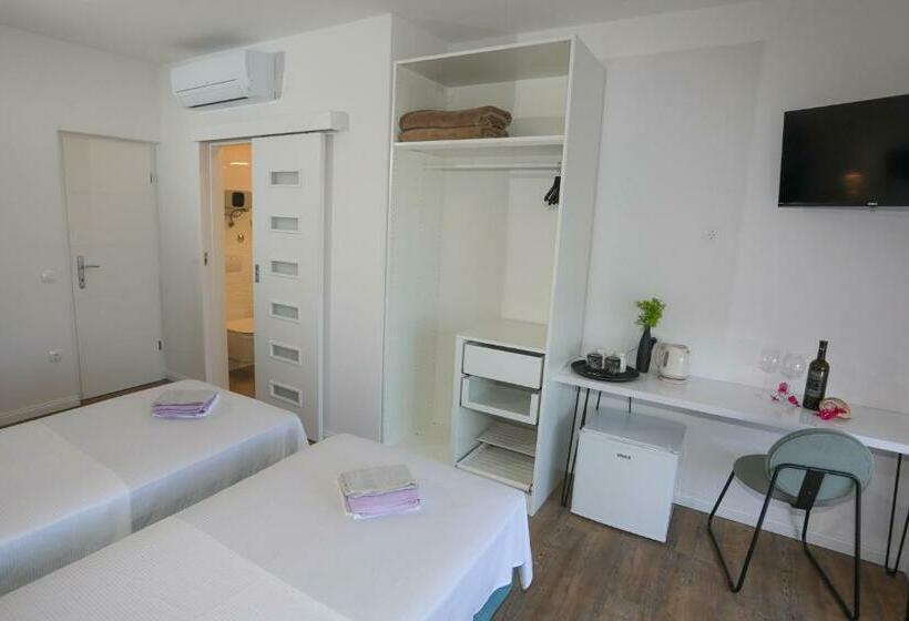 Пансион Rooms Stella Maris