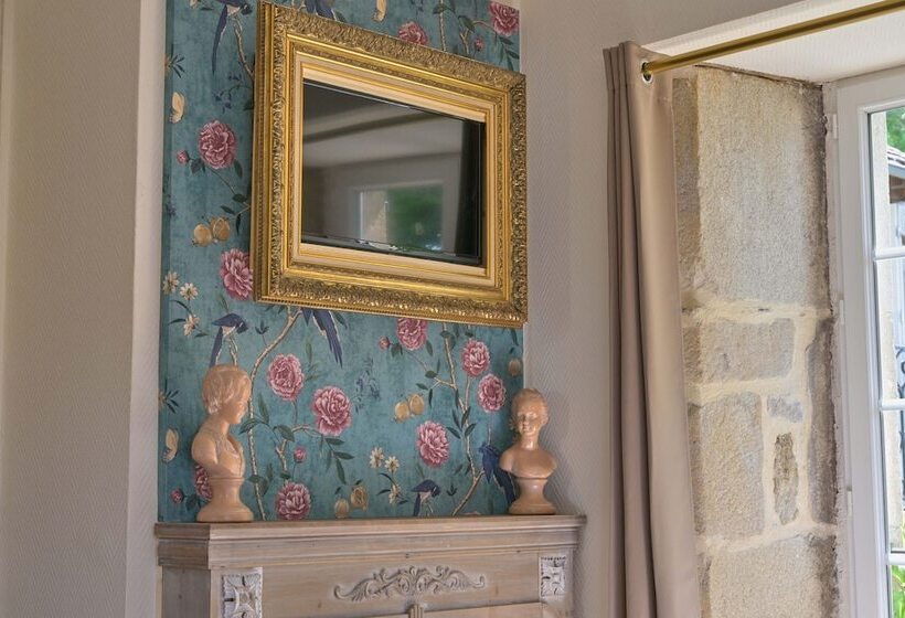 بنسيون Domaine Du Vidal