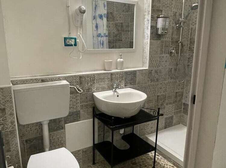 Пансион Vittorina S Home