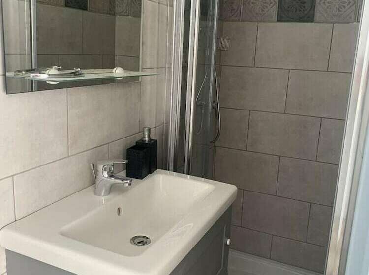 פנסיון La Bastide Du Baou