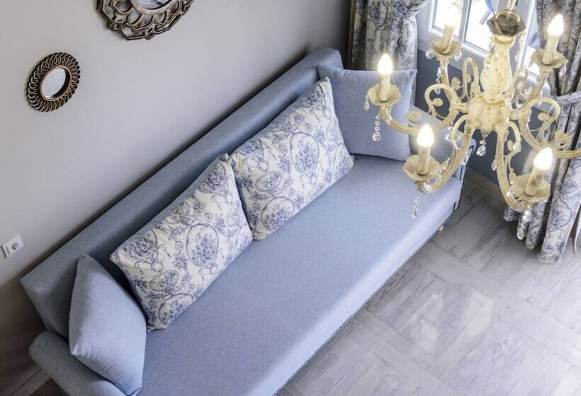 بنسيون Nafsika Suites