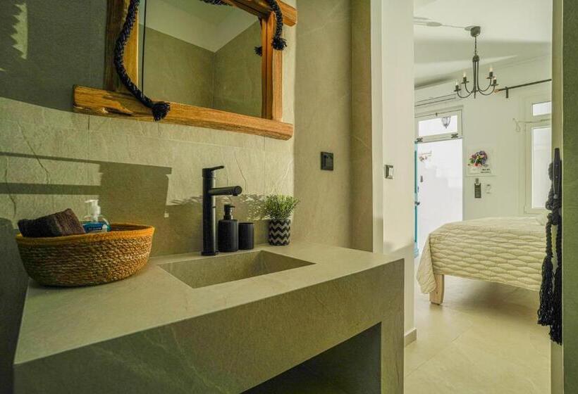 Пансион Seabed Suites Mykonos