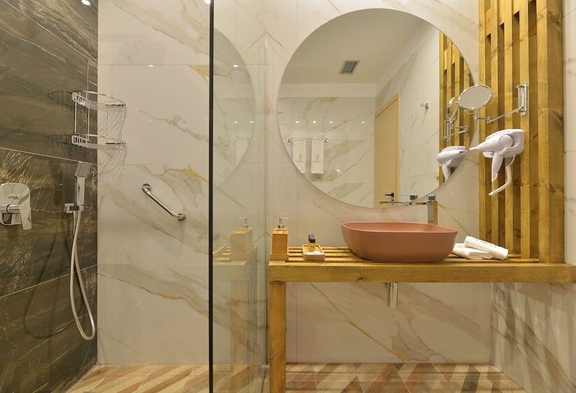 פנסיון Swan Paradise Residences