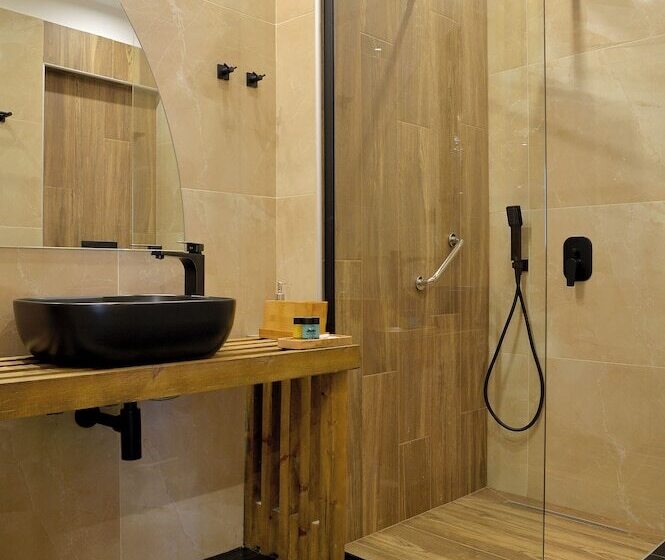 פנסיון Swan Paradise Residences