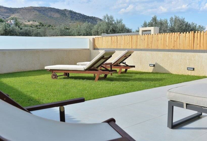 פנסיון Swan Paradise Residences