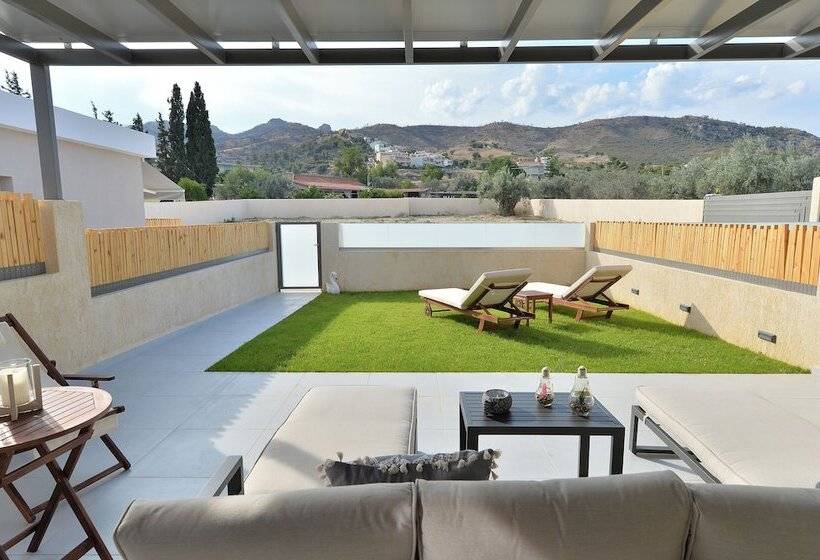 פנסיון Swan Paradise Residences