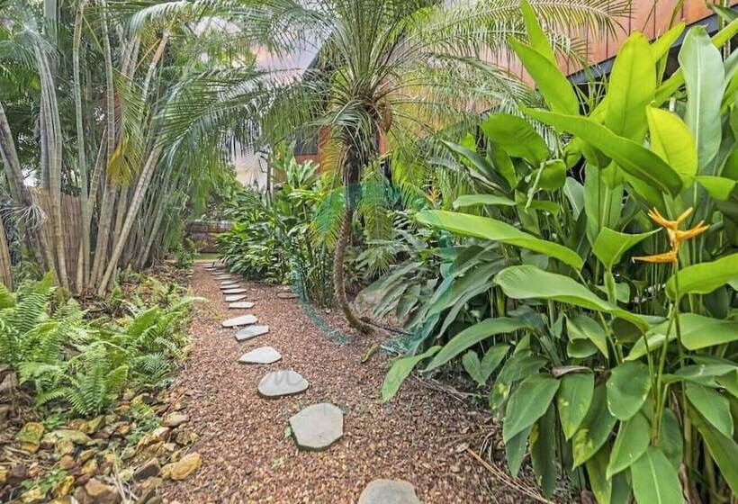 بنسيون Zenlux   3 Story Corporate Golf Retreat