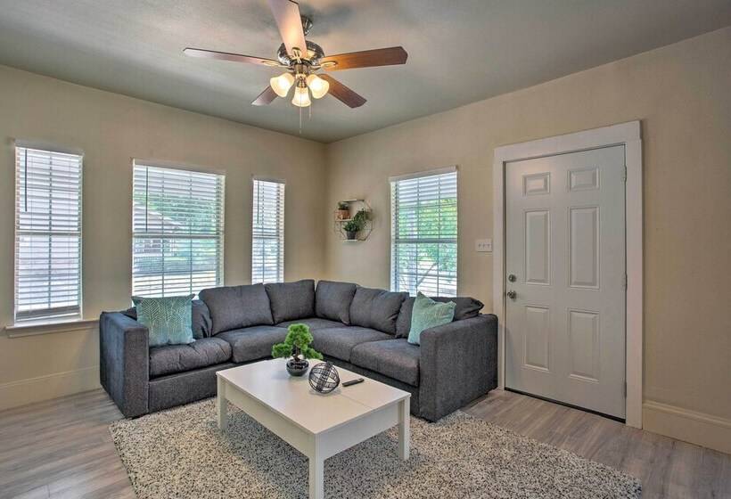 Pet Friendly Dallas Home: Close To Downtown!
