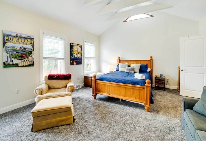 Pet Friendly Home 100 Feet To Walnut Street