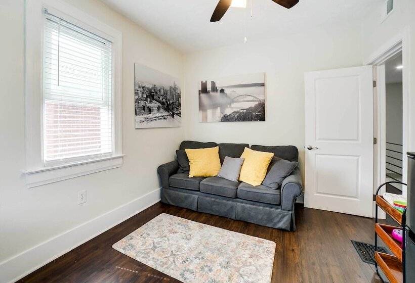 Pet Friendly Home 100 Feet To Walnut Street