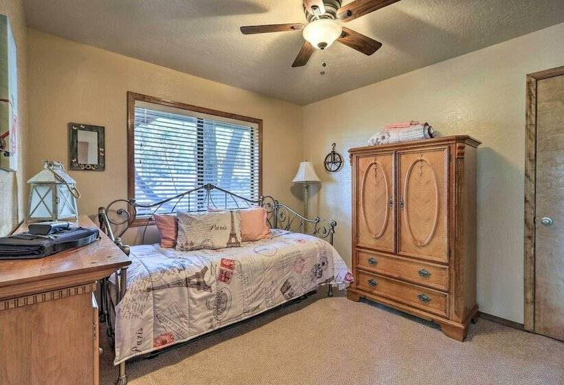 Pet Friendly Munds Park Retreat W/ Wraparound Deck