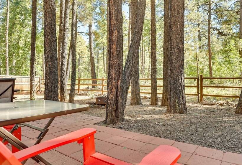 11 Mi To Rainbow Lake: Family Home W/ Large Yard