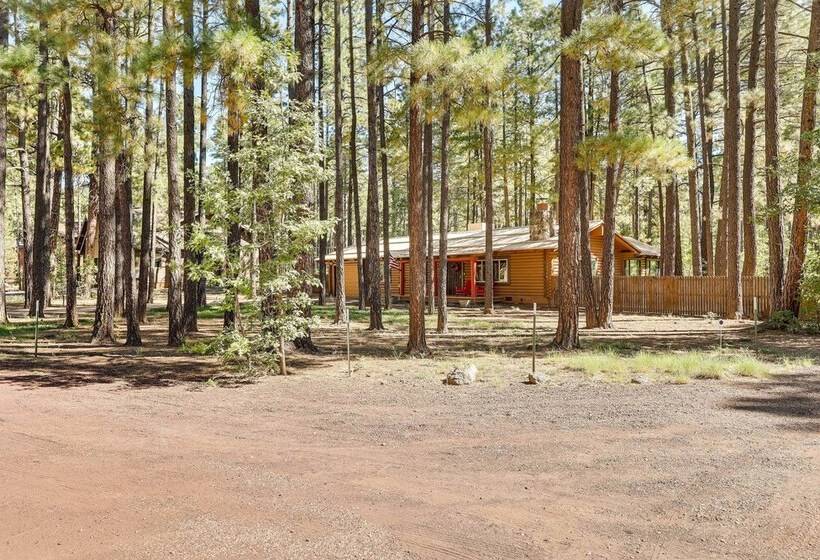 11 Mi To Rainbow Lake: Family Home W/ Large Yard